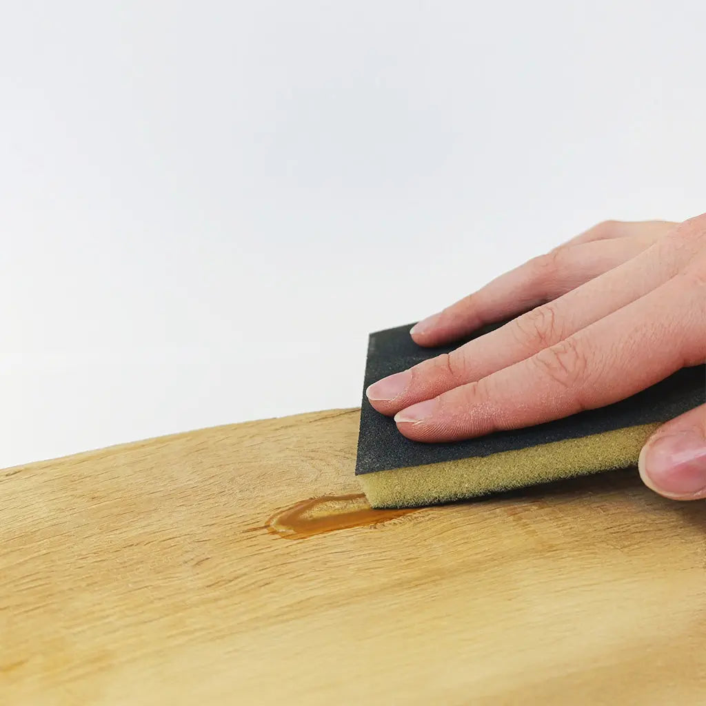 komplettes Set zur Pflege heller Holzoberflächen - Wachs Pflegeset - studio moreandless.com
