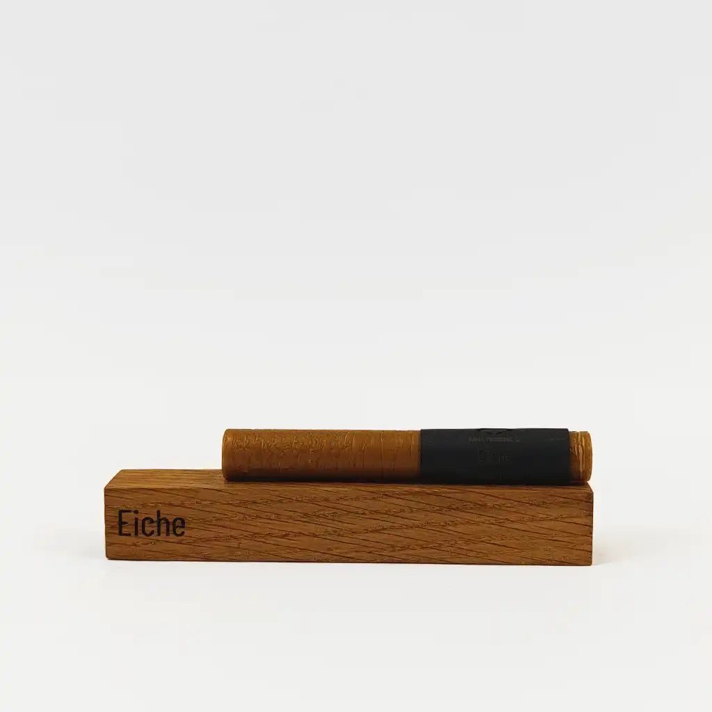 Produktfoto des wax filler in Farbton Eiche – natürliche Reparaturwachs-Lösung für die Ausbesserung von helleren Holzoberflächen wie Eiche